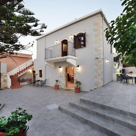 Villa Christini A Luxury Villa With Amazing Views Tzitzifés エクステリア 写真