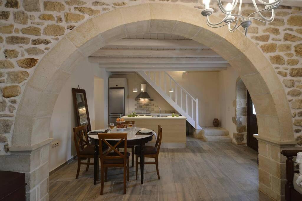 Villa Christini A Luxury Villa With Amazing Views Tzitzifés エクステリア 写真
